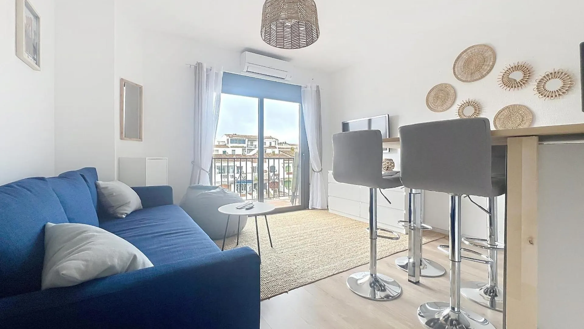 Porto Fino - Apartamento Vista Al Canal Y Reformad Empuriabrava 0*,  Španělsko